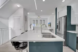 703 SE 16th Ct, Fort Lauderdale, FL 33316 - Photo 7