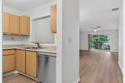 3034  Coral Springs Dr, Unit #202, Coral Springs, FL 33065 - Photo 5