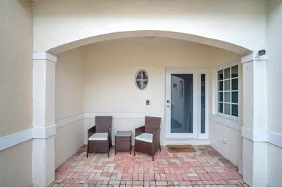 17825 SW 10 Th Ct, Unit #17825, Pembroke Pines, FL 33029 - Photo 3