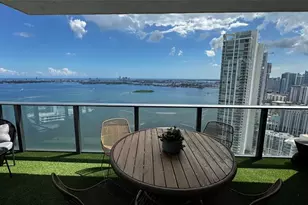 650 NE 32nd St, Miami, FL 33137 - Photo 1