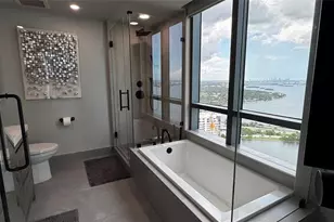 650 NE 32nd St, Miami, FL 33137 - Photo 23