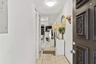 10710 Royal Palm Blvd, Coral Springs, FL 33065 - Photo 5