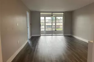 8080 N Sunrise Lakes Dr Unit, Fort Lauderdale, FL 33322 - Photo 7