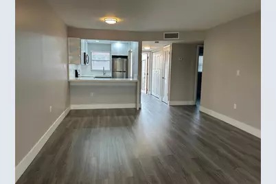 8080 N Sunrise Lakes Dr, Unit #209, Fort Lauderdale, FL 33322 - Photo 3