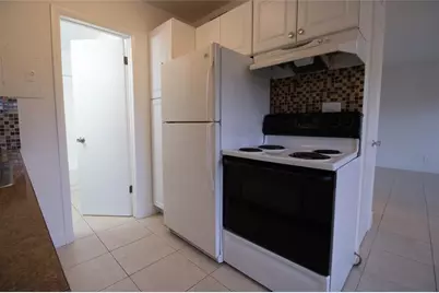 400 SW 7th Ave, Unit #8, Fort Lauderdale, FL 33312 - Photo 5