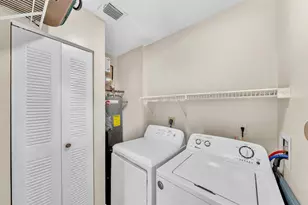 4101 Coral Tree Cir, Coconut Creek, FL 33073 - Photo 33