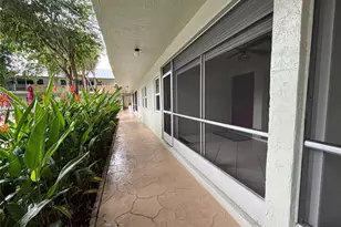 860 SE 6th Ave, Deerfield Beach, FL 33441 - Photo 3