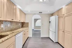 3200 Port Royale Dr N, Fort Lauderdale, FL 33308 - Photo 17