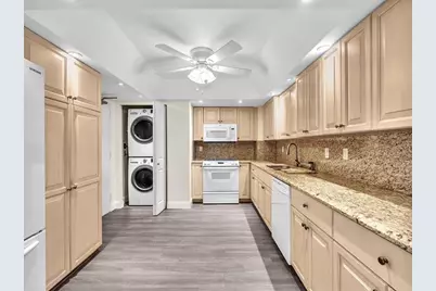 3200  Port Royale Dr N, Unit #1502, Fort Lauderdale, FL 33308 - Photo 15