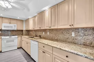 3200 Port Royale Dr N, Fort Lauderdale, FL 33308 - Photo 19