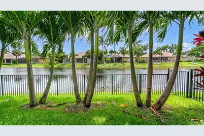 10982 NW 70th Ct, Parkland, FL 33076 - Photo 3