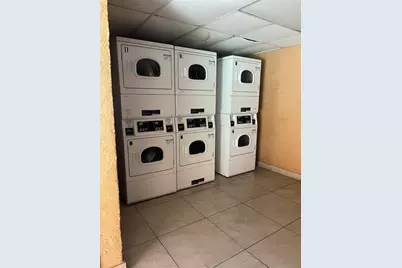 1890 W 56th St, Unit #1113, Hialeah, FL 33012 - Photo 33