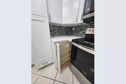 1890 W 56th St, Unit #1113, Hialeah, FL 33012 - Photo 7