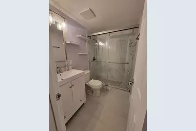 1890 W 56th St, Unit #1113, Hialeah, FL 33012 - Photo 15