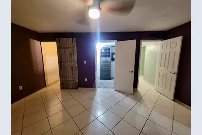 1890 W 56th St, Unit #1113, Hialeah, FL 33012 - Photo 19