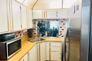 7400 NW 17th St, Plantation, FL 33313 - Photo 5