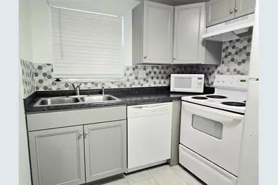 6503  Winfield Blvd, Unit #107-D, Margate, FL 33063 - Photo 3