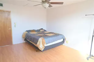 2821 Somerset Dr, Lauderdale Lakes, FL 33311 - Photo 11