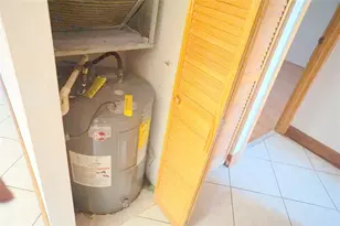 2821 Somerset Dr, Lauderdale Lakes, FL 33311 - Photo 23