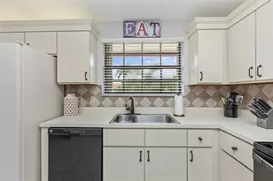 206 Congressional Way, Deerfield Beach, FL 33442 - Photo 13