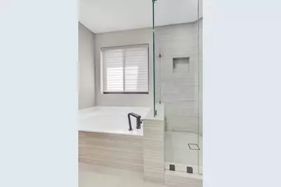 6366  Longboat Lane, Unit #G104, Boca Raton, FL 33433 - Photo 11