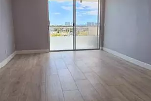 2000 NE 135th St, North Miami, FL 33181 - Photo 11