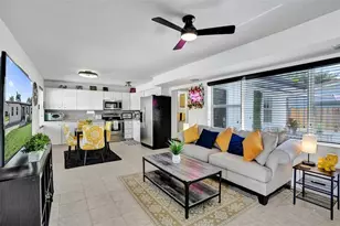 90 NE 26th St, Wilton Manors, FL 33305 - Photo 9