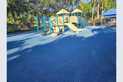 1350  Meadows Blvd, Weston, FL 33327 - Photo 31