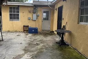 1270 NW 111th St, Miami, FL 33167 - Photo 7