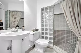 1550 NW 93rd Ave, Pembroke Pines, FL 33024 - Photo 7