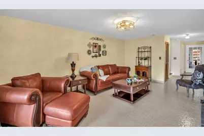 1550 NW 93rd Ave, Unit #297, Pembroke Pines, FL 33024 - Photo 11