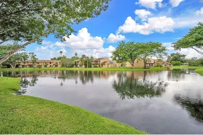 1550 NW 93rd Ave, Unit #297, Pembroke Pines, FL 33024 - Photo 5