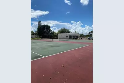 8460  Sunrise Lakes Blvd, Unit #307, Sunrise, FL 33322 - Photo 17