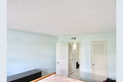 8460  Sunrise Lakes Blvd, Unit #307, Sunrise, FL 33322 - Photo 9