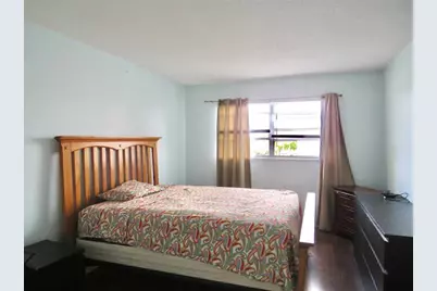 8460  Sunrise Lakes Blvd, Unit #307, Sunrise, FL 33322 - Photo 7