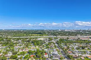 915 N 31st Rd, Hollywood, FL 33021 - Photo 45