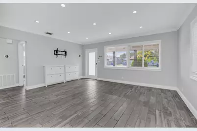 915 N 31st Rd, Hollywood, FL 33021 - Photo 13