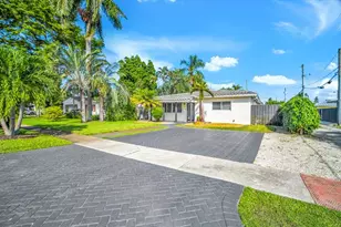 915 N 31st Rd, Hollywood, FL 33021 - Photo 35