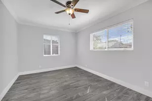 915 N 31st Rd, Hollywood, FL 33021 - Photo 21
