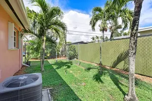 3241 SW 23rd Ct, Fort Lauderdale, FL 33312 - Photo 43