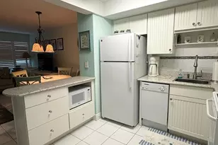 1201 N Riverside Dr, Pompano Beach, FL 33062 - Photo 11