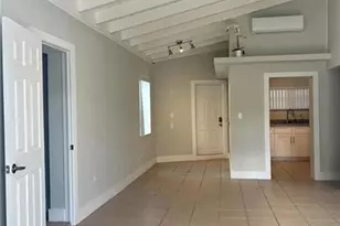 2201 NE 135th Ln, North Miami Beach, FL 33181 - Photo 9