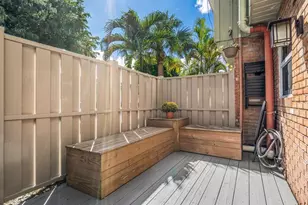 72 NE 20th Ct, Wilton Manors, FL 33305 - Photo 23