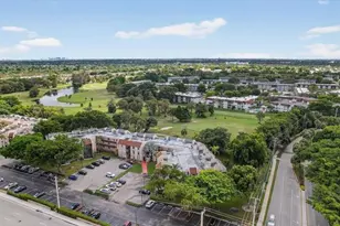 7950 W McNab Rd, Tamarac, FL 33321 - Photo 27