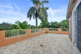 624 NE 29th Dr, Fort Lauderdale, FL 33334 - Photo 99