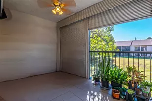 2339 SW 15th St, Deerfield Beach, FL 33442 - Photo 17