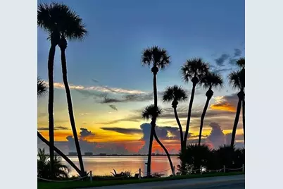 7507 S Indian River Dr, Fort Pierce, FL 34982 - Photo 7