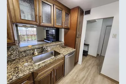 219 NE 14th Ave, Hallandale Beach, FL 33009 - Photo 3