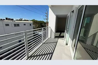 1938  Jackson St, Unit #305, Hollywood, FL 33020 - Photo 13