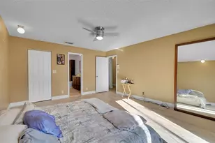 2774 S University Dr, Davie, FL 33328 - Photo 25